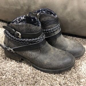 Blowfish Kids Grey Western Style Booties Size 6